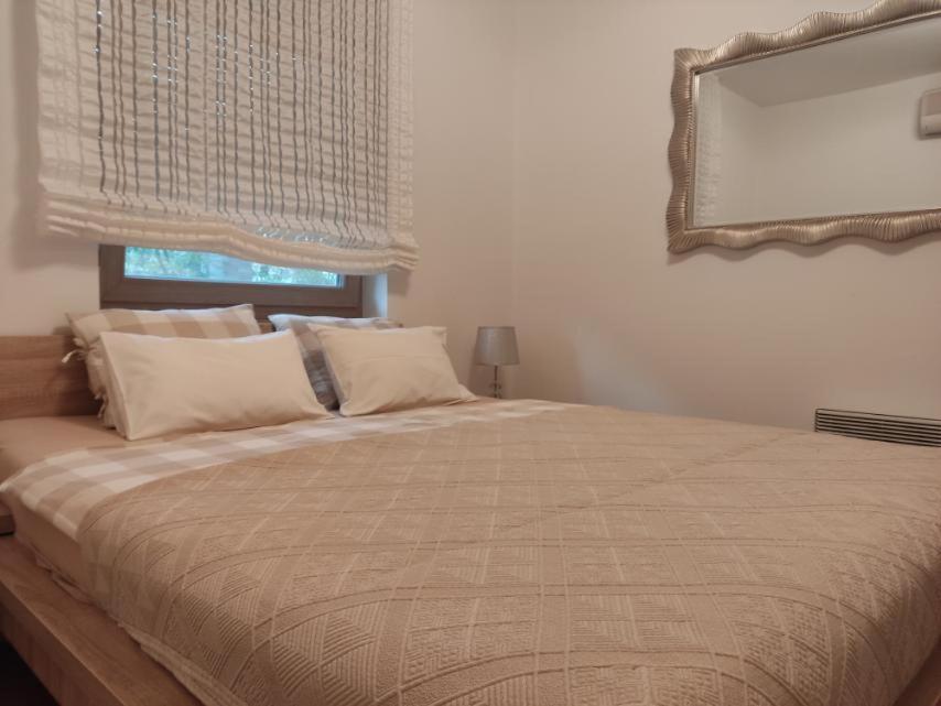Sunset Apartment With A Private Yard At Medulin Riviera Екстер'єр фото