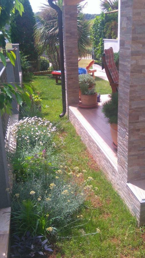 Sunset Apartment With A Private Yard At Medulin Riviera Екстер'єр фото